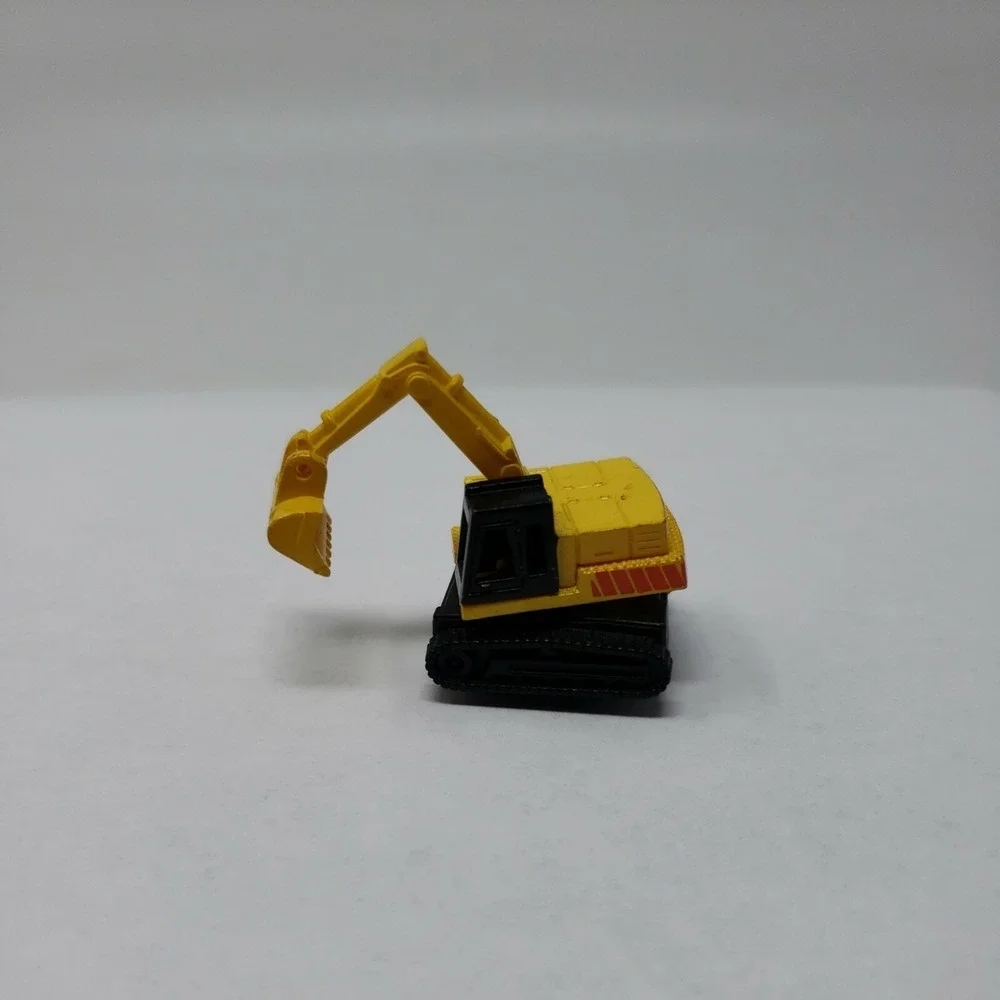 1987 Galoob Micro Machines lot of 10‎ Construction Vehicles,  Boats, and Planes